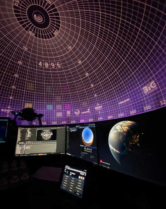 Planetarium renews projection system