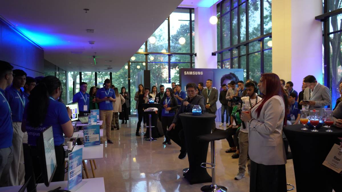 Samsung y Universidad del Rosario capacitaron a jóvenes en IA