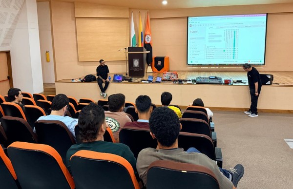 Aeris Group y Audinate capacitaron sobre Dante en Colombia