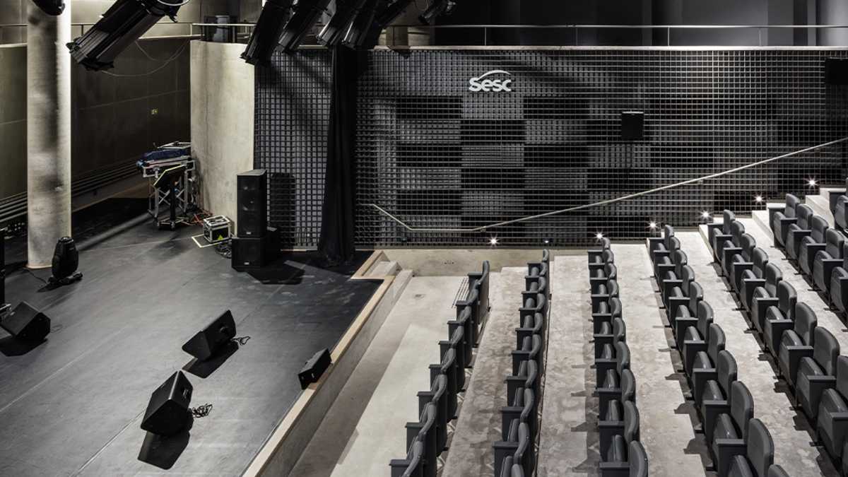 Duecanali de Powersoft se usa en el Sesc de São Paulo