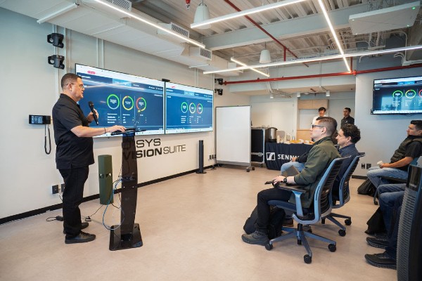 Sennheiser y Q-SYS impulsan la integración AV en Latam