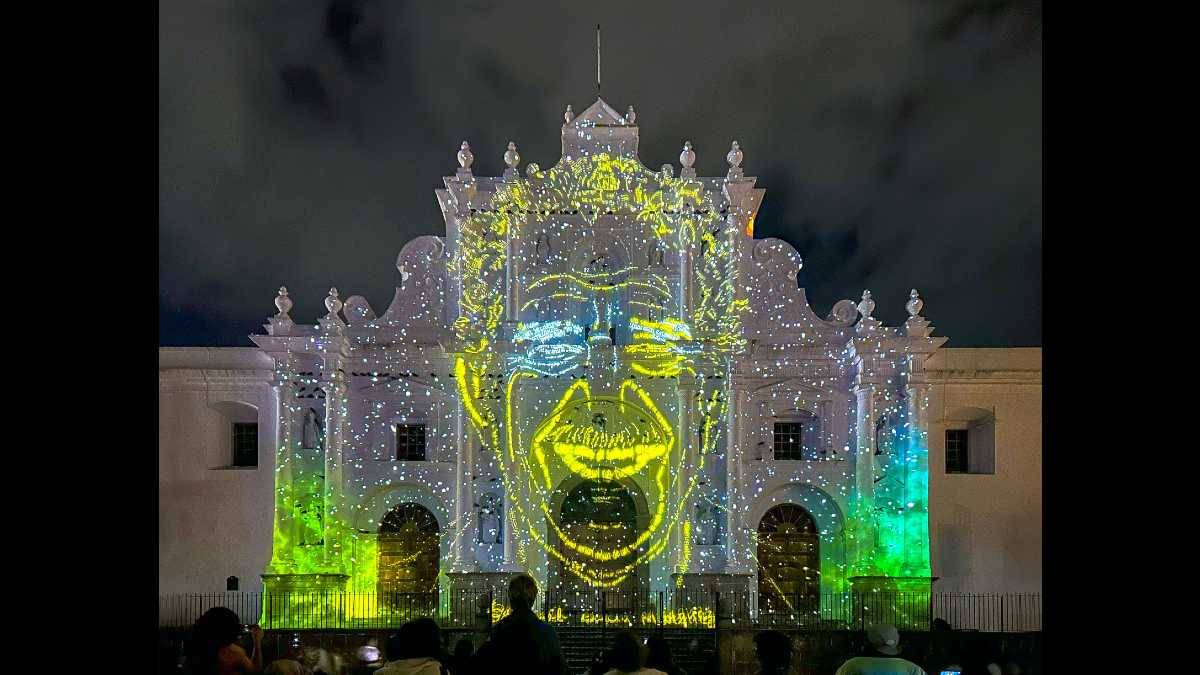 Christie ilumina el Festival de la Luz de Antigua Guatemala