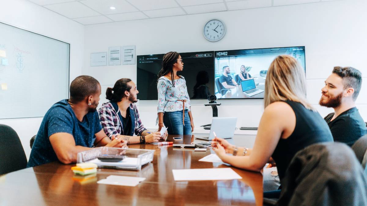 Chaos in meeting rooms
