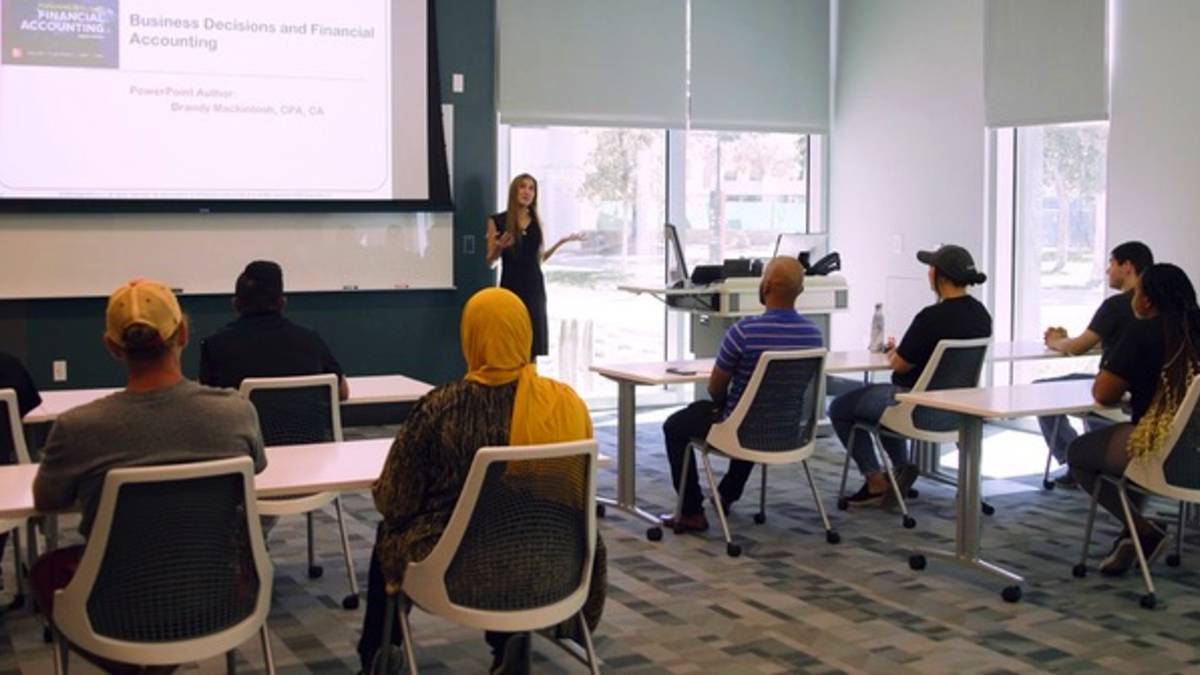 UNLV establece estándar para captura en aulas con Pearl Nexus