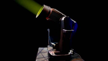 Vari-Lite lanza luminaria compacta de largo alcance IP
