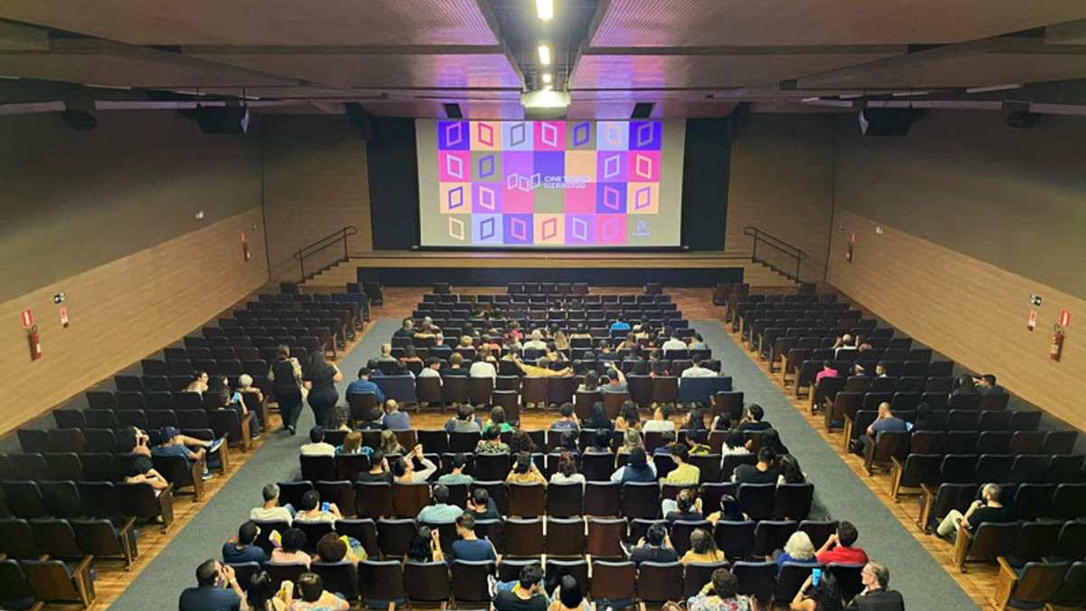 Powersoft Unica installed at the Liz Bastos Theater