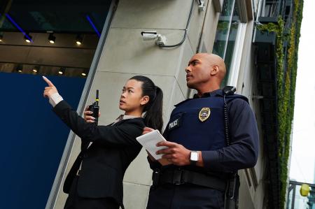Avigilon_Camera_Assisted_Investigation_Security_Operator___Police_1-1280x1280.jpeg
